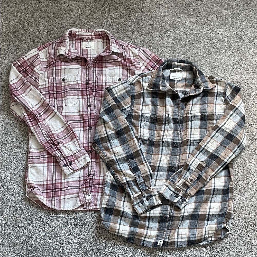2 Flannel Plaid Button-Down Men's Shirt - Mutual Weave size S Small